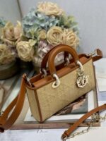 Lady D-Joy Small Horizontal Bag(حقيبة ليدي دي-جوي الأفقية الصغيرة) - Image 2