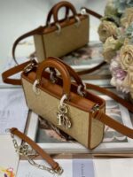 Lady D-Joy Small Horizontal Bag(حقيبة ليدي دي-جوي الأفقية الصغيرة) - Image 8
