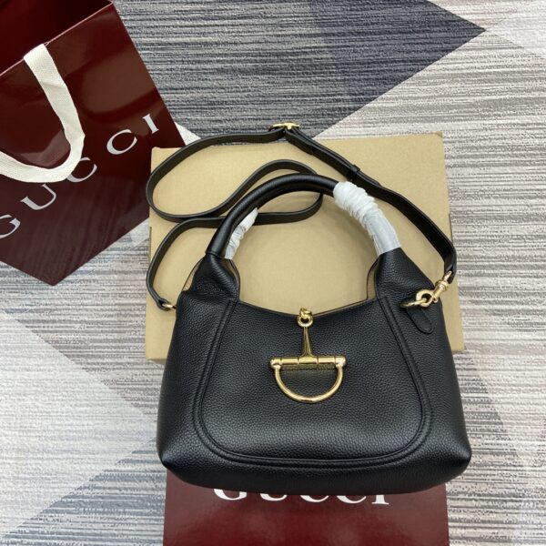 Softbit Shoulder Bag (حقيبة كتف"سوفت بت")
