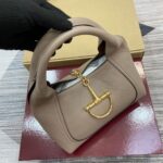 Softbit Medium Shoulder Bag ( سوفتبت حقيبة كتف متوسطة) - Image 6