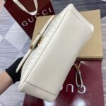 Marmont Medium Handbag (حقيبة يد مارمونت متوسطة الحجم) - Image 3