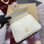 Marmont Medium Handbag (حقيبة يد مارمونت متوسطة الحجم) - Image 4