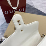 Marmont Medium Handbag (حقيبة يد مارمونت متوسطة الحجم) - Image 10