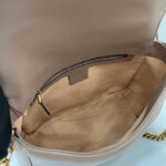 Marmont Medium Handbag (حقيبة يد مارمونت متوسطة الحجم) - Image 4