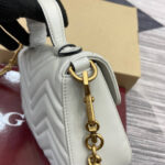 Marmont Mini Top Handle Bag (حقيبة مارمونت بمقبض علوي صغير) - Image 4