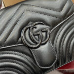 Marmont Mini Top Handle Bag (حقيبة مارمونت بمقبض علوي صغير) - Image 7