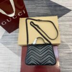 Marmont Mini Top Handle Bag (حقيبة مارمونت بمقبض علوي صغير) - Image 2