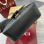 Marmont Mini Top Handle Bag (حقيبة مارمونت بمقبض علوي صغير) - Image 2