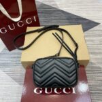 Marmont Mini Chain Shoulder Bag (حقيبة كتف مارمونت بسلسلة صغيرة) - Image 7