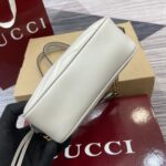 Marmont Mini Chain Shoulder Bag (حقيبة كتف مارمونت بسلسلة صغيرة) - Image 4