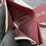 Leather Bi-Fold Wallet (محفظة جلدية ثنائية الطي) - Image 4