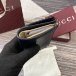 Leather Bi-Fold Wallet (محفظة جلدية ثنائية الطي) - Image 10