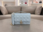 Miss D Handbag (حقيبة يد ميس دي)