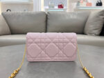 Miss Caro Chain Handbag (حقيبة يد ميس كارو بسلسلة) - Image 2