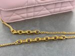 Miss Caro Chain Handbag (حقيبة يد ميس كارو بسلسلة) - Image 7