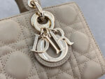 Lady D-Joy Handbag (حقيبة يد ليدي دي) - Image 2