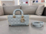 Lady D-Joy Handbag(حقيبة يد ليدي دي)