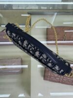 Cigale Chain Handbag(حقيبة يد سيجال بسلسلة) - Image 4