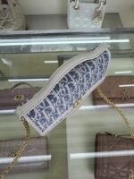 Cigale Chain Handbag(حقيبة يد سيجال بسلسلة) - Image 7