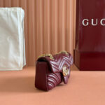 Marmont Small Shoulder Bag (حقيبة كتف مارمونت سمول ) - Image 5