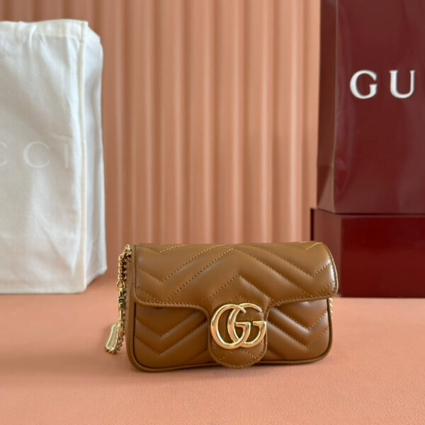 Marmont Ultra-Mini Handbag (حقيبة مارمونت ألترا ميني)