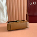 Marmont Quilted Mini Handbag (حقيبة مارمونت المبطنة ميني) - Image 5