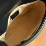 Marmont Small Top Handle Bag (حقيبة  مارمونت ذات مقبض علوي) - Image 5