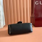 Marmont Small Top Handle Bag (حقيبة  مارمونت ذات مقبض علوي) - Image 9