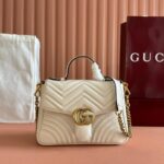 Marmont Medium Top Handle Bag  (حقيبة مارمونت متوسطة الحجم بمقبض علوي)