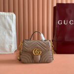 Marmont Small Top Handle Bag (حقيبة  مارمونت ذات مقبض علوي)