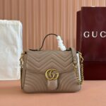 Marmont Medium Top Handle Bag (حقيبة مارمونت متوسطة الحجم بمقبض علوي)