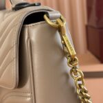 Marmont Medium Top Handle Bag (حقيبة مارمونت متوسطة الحجم بمقبض علوي) - Image 3