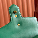 Marmont Small Top Handle Bag (حقيبة  مارمونت ذات مقبض علوي) - Image 5