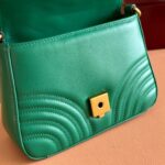 Marmont Small Top Handle Bag (حقيبة  مارمونت ذات مقبض علوي) - Image 6