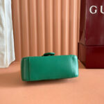 Marmont Small Top Handle Bag (حقيبة  مارمونت ذات مقبض علوي) - Image 9