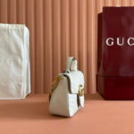 Marmont Small Top Handle Bag (حقيبة  مارمونت ذات مقبض علوي) - Image 6