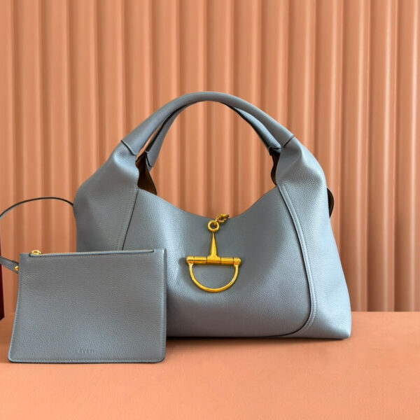 Softbit Maxi Shoulder Bag (حقيبة كتف ماكسي سوفت بيت)