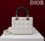 Lady Dior Compartment Bag (حقيبة ليدي ديور مقصورات) - Image 3