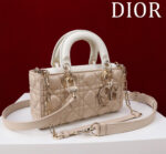 Lady Joy Horizontal Bag (حقيبة ليدي جوي الأفقية) - Image 4