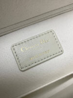 Lady D-Joy Handbag (حقيبة ليدي دي-جوي) - Image 5