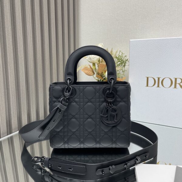 Small Lady D (حقيبة ليدي دي ميني)