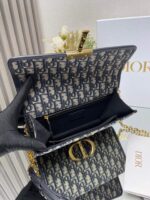 Montaigne Large Chain Bag( حقيبة مونتين كبيرة بسلسلة) - Image 6