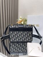 Montaigne Bag(حقيبة 30 مونتين) - Image 6