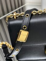 Montaigne Small Chain Bag(حقيبة مونتين ميني بسلسلة) - Image 7