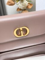 Montaigne Avenue Enamel Chain Handbag(حقيبة يد مونتين أفينيو بسلسلة مينا) - Image 10