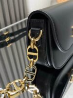 Montaigne Avenue Handbag (قيبة يد مونتين أفينيو) - Image 7