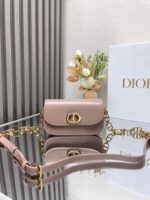 Montaigne Avenue Handbag (قيبة يد مونتين أفينيو)