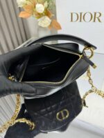 Small D Caro Top Handle Camera Bag (حقيبة كاميرا دي كارو ميكرو بمقبض علوي) - Image 5