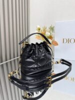 Small D Jolie Bucket Bag(حقيبة دلو دي جولي الصغيرة) - Image 6
