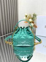 Small D Jolie Bucket Bag(حقيبة دلو دي جولي الصغيرة) - Image 7